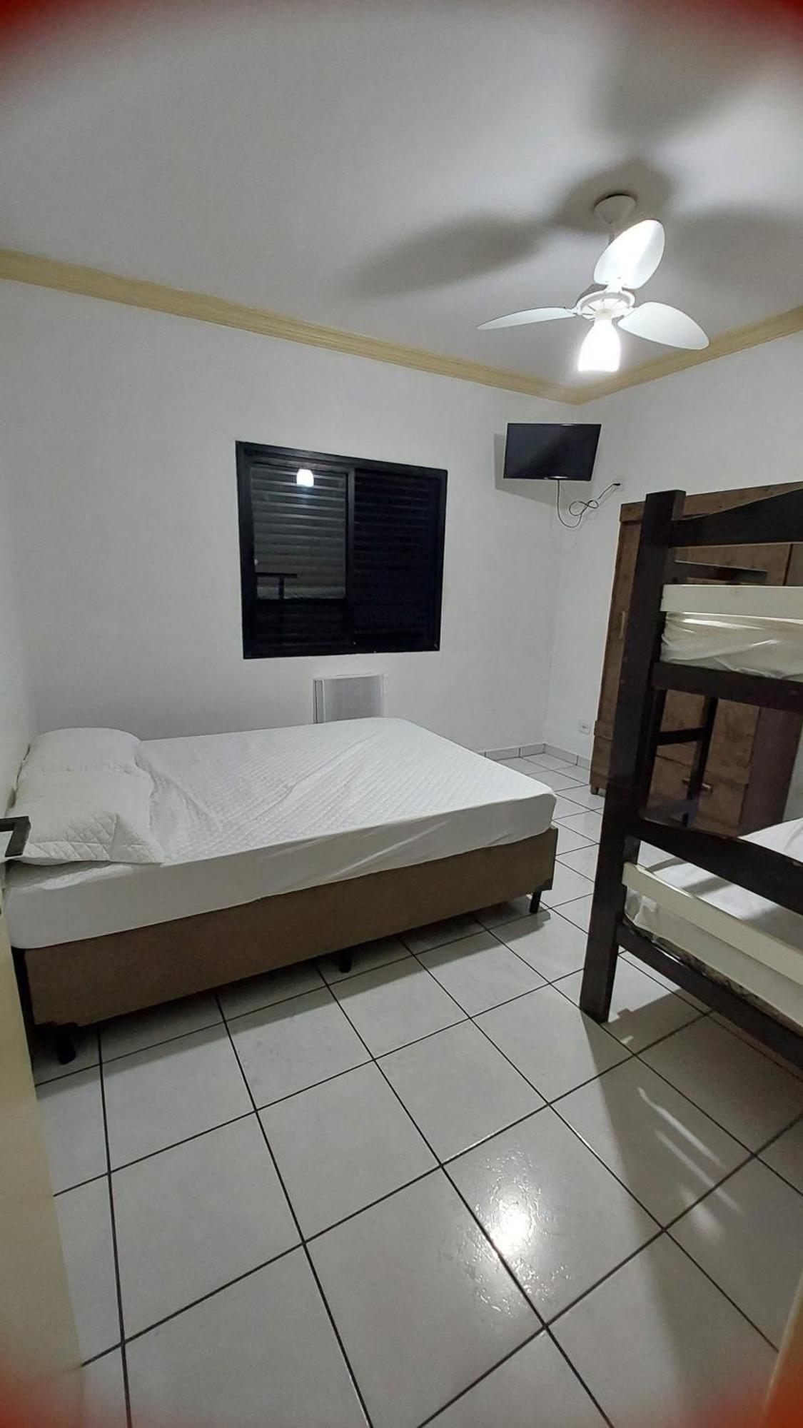 Apartamento กัวรูจา ภายนอก รูปภาพ