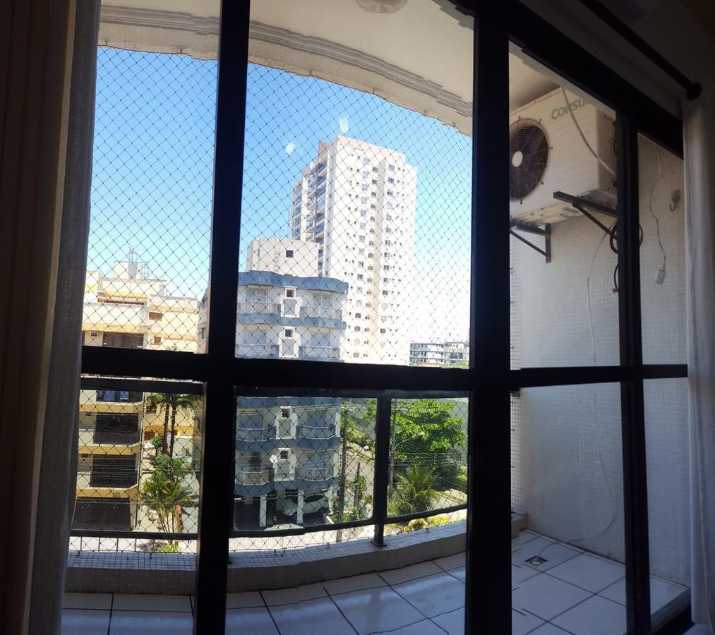 Apartamento กัวรูจา ภายนอก รูปภาพ