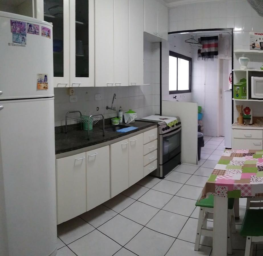 Apartamento กัวรูจา ภายนอก รูปภาพ